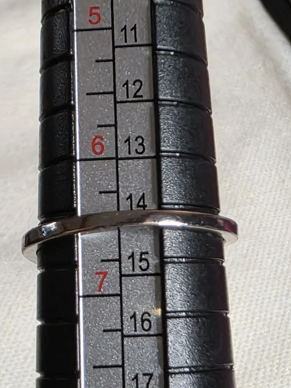 Crystal Point Quartz Double Terminated Ring Silver Tone Size 6.5